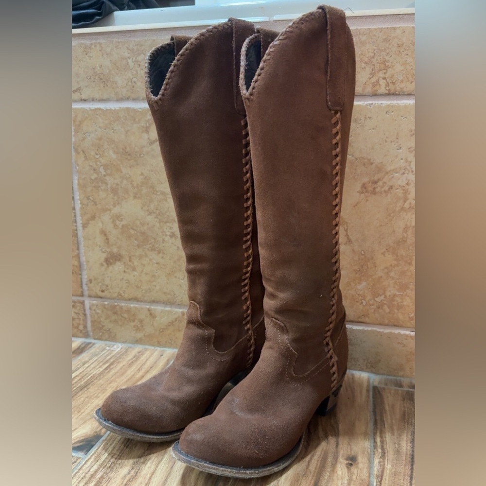 Lane Boots Plain Jane’s